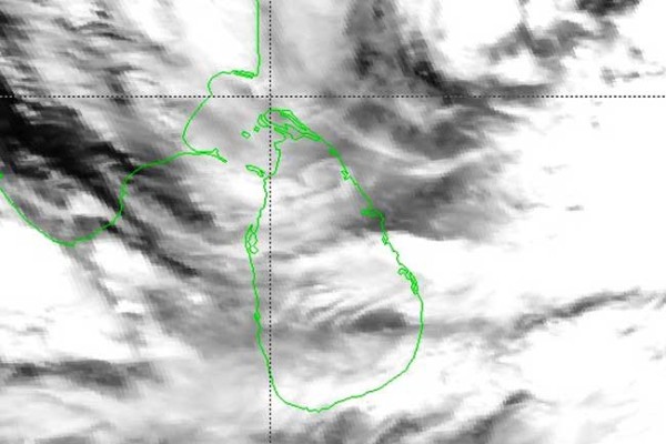 அதிகரிக்கும் கடற்பரப்புகளில் காற்றின் வேகம் - இன்றைய வானிலை தொடர்பில் எச்சரிக்கை 